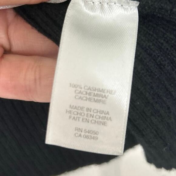 Jones New York Collection Black 100% Cashmere Turtleneck Sweater Lrg Minimalist - Picture 10 of 11